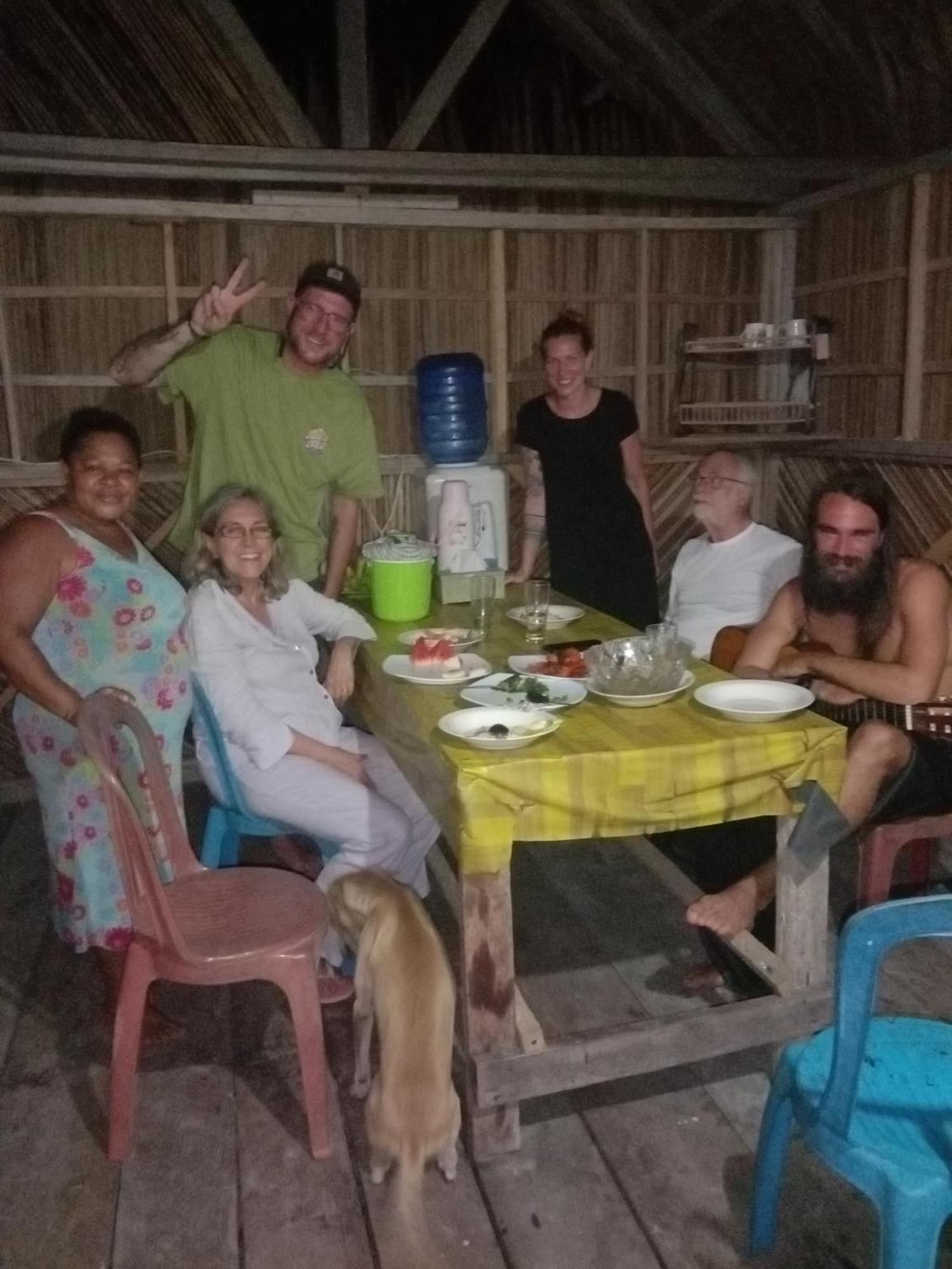 Amfriwen Homestay Yennanas Besir Exterior photo